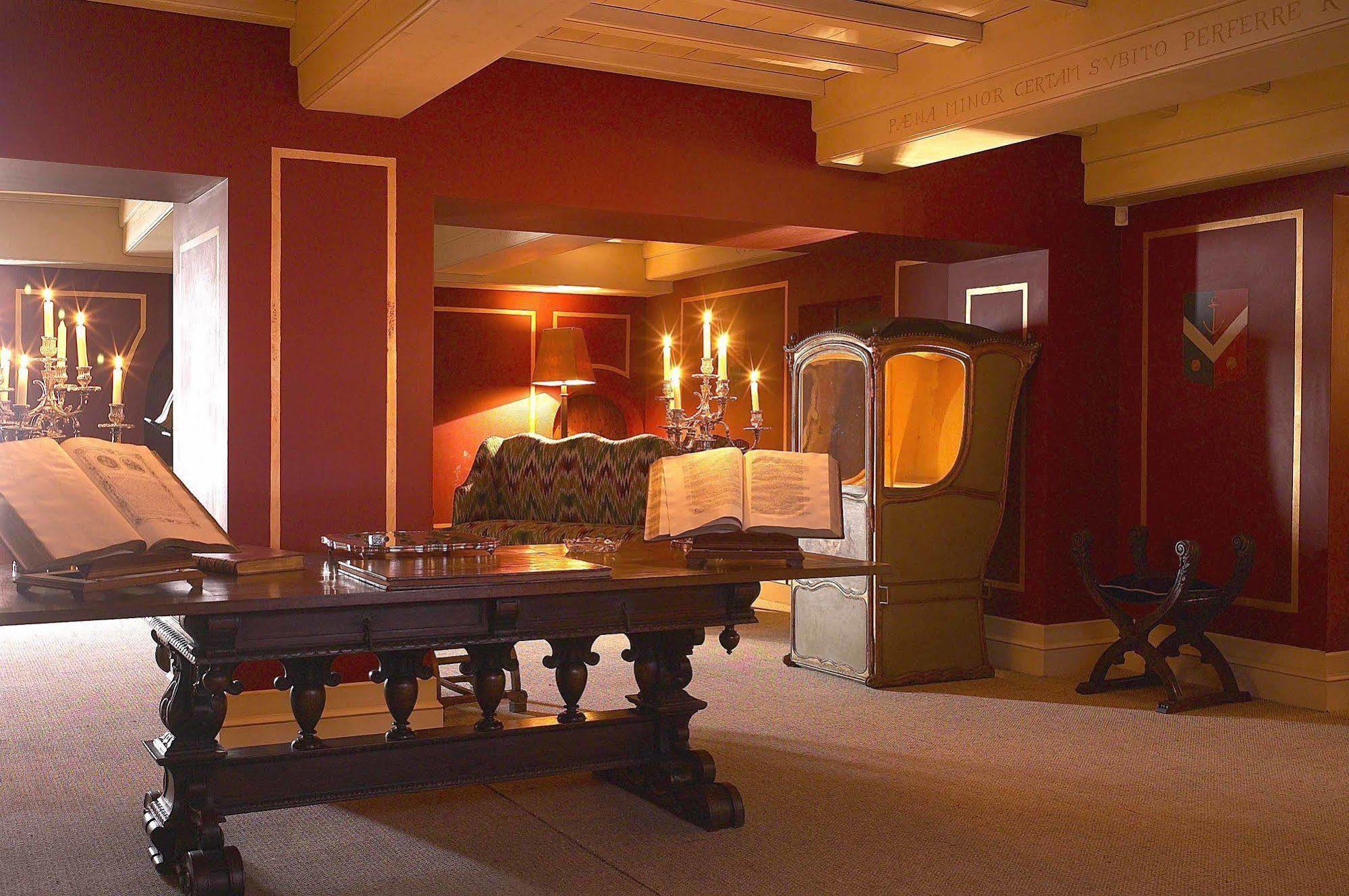Saint-Laurent-de-Medoc シャトー ラ トゥール カルネ Bed & Breakfast エクステリア 写真